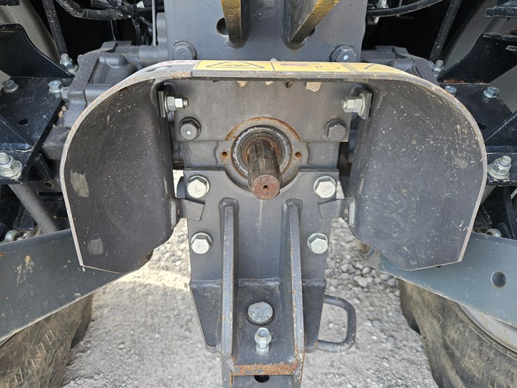 2021-massey-ferguson-1835m-image-20