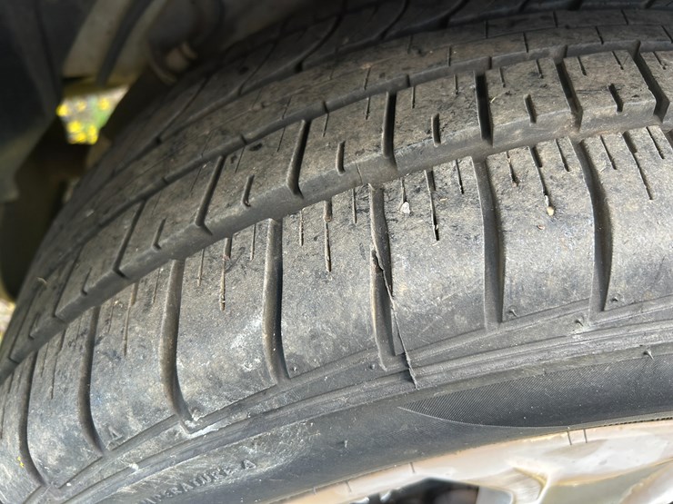 2013-ford-explorer-image-13