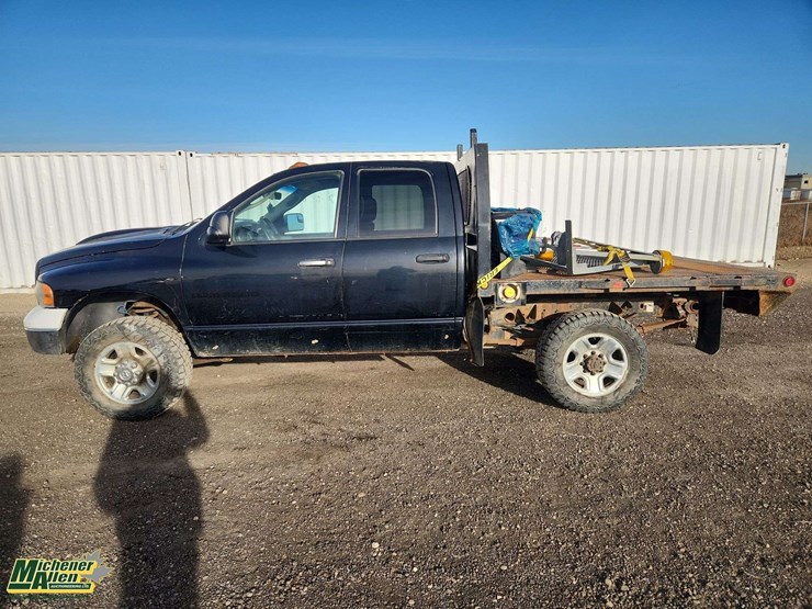 2004-dodge-ram-3500-image-5