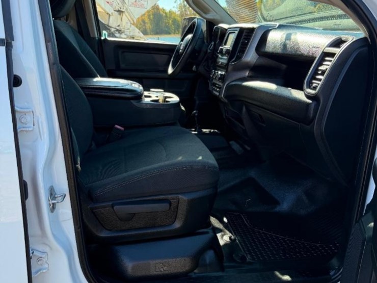 2020-dodge-ram-5500-image-20