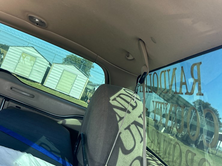 2000-ford-excursion-image-21