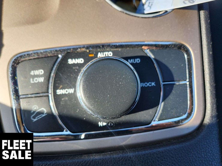 2014-jeep-grand-cherokee-image-12