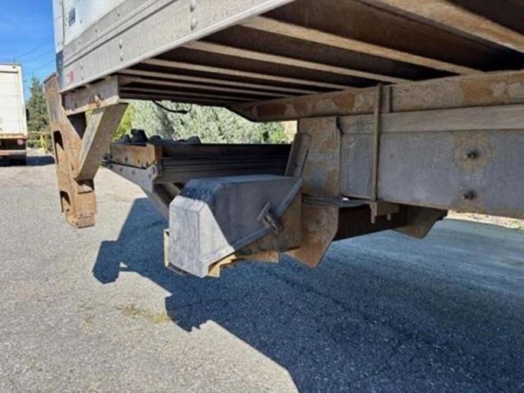 2013-ford-f750-xl-image-28