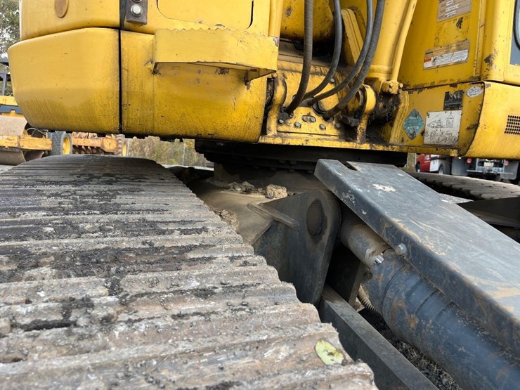 komatsu-pc138us-lc-image-34