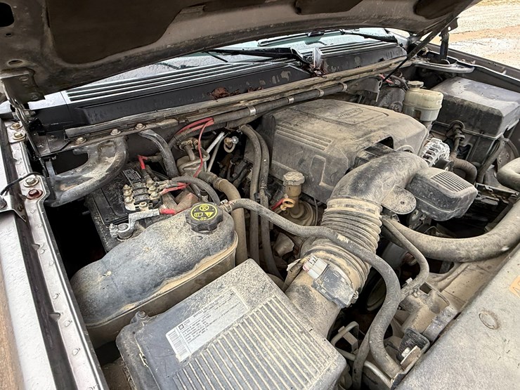 2014-chevrolet-tahoe-image-12