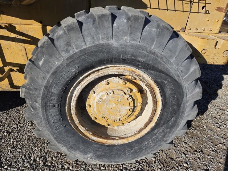 1980-caterpillar-930-image-58