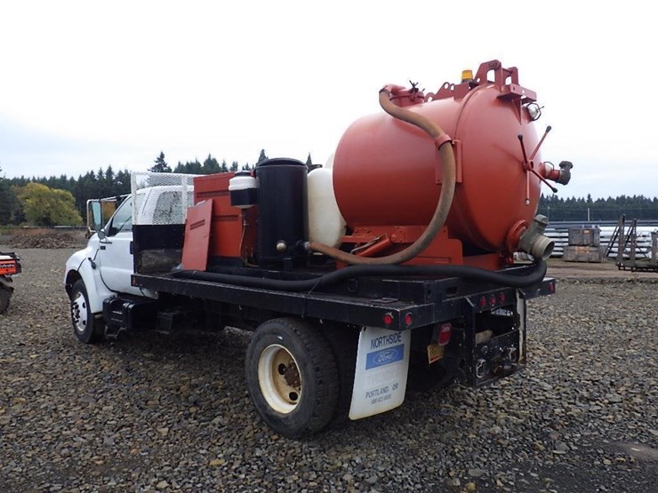 2000-ford-f650-image-7