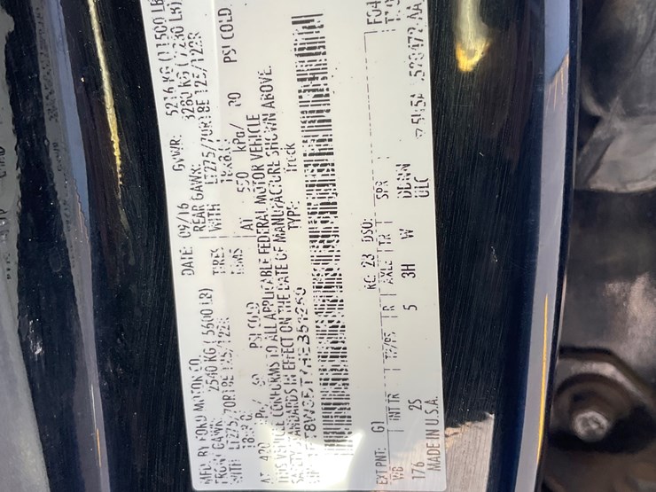 2017-ford-f350-image-18