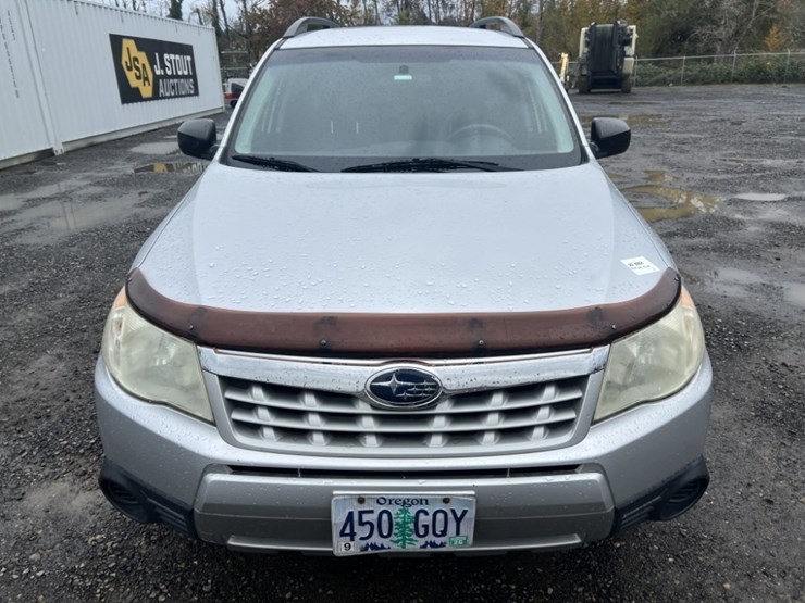 2011-subaru-forester-image-8