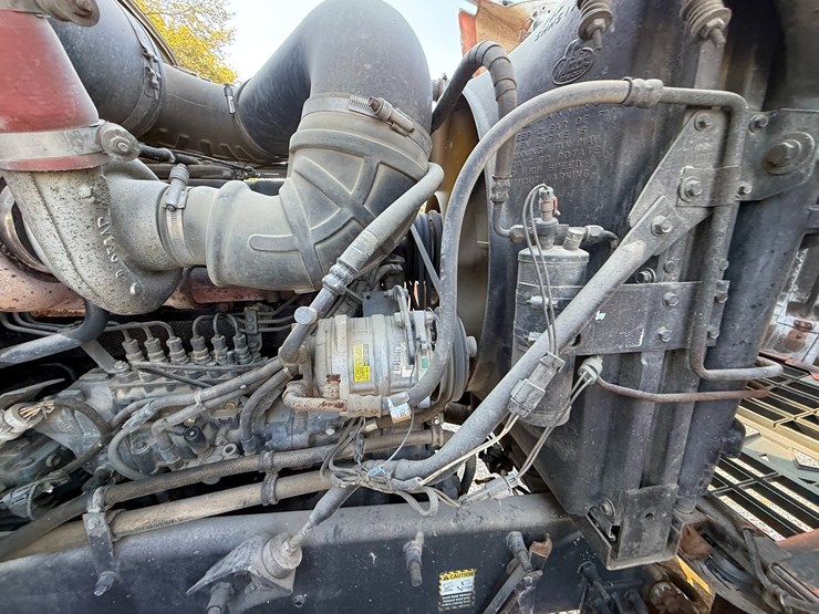 1995-mack-ch613-image-47