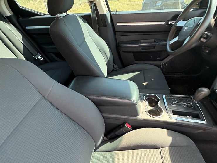 #22545-•-2010-dodge-charger-sxt-sedan-vin:-2b3ca3cvxah217072-image-25