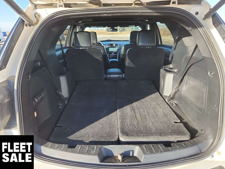 2018-ford-explorer-image-33