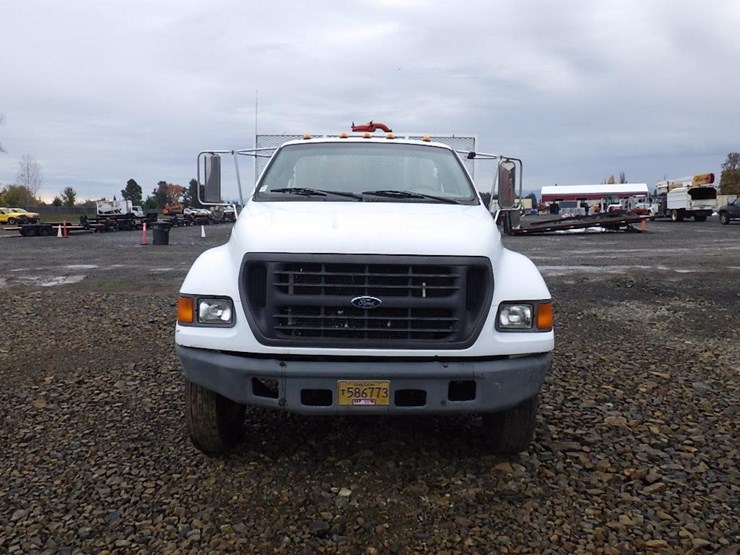 2000-ford-f650-image-2