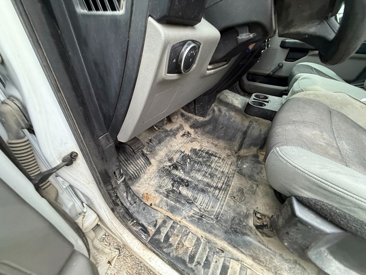 2017-ford-f150-image-59