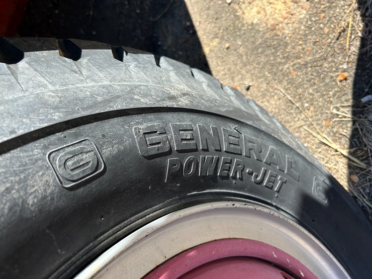 #22559-•-inop-1971-international-harvester-1800-s/a-daycab-fire-truck-vin:-416080g411147-image-5