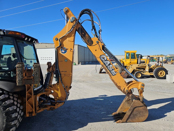 2016-case-590sn-image-18