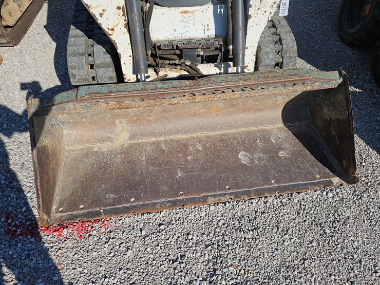 2016-bobcat-t595-image-3