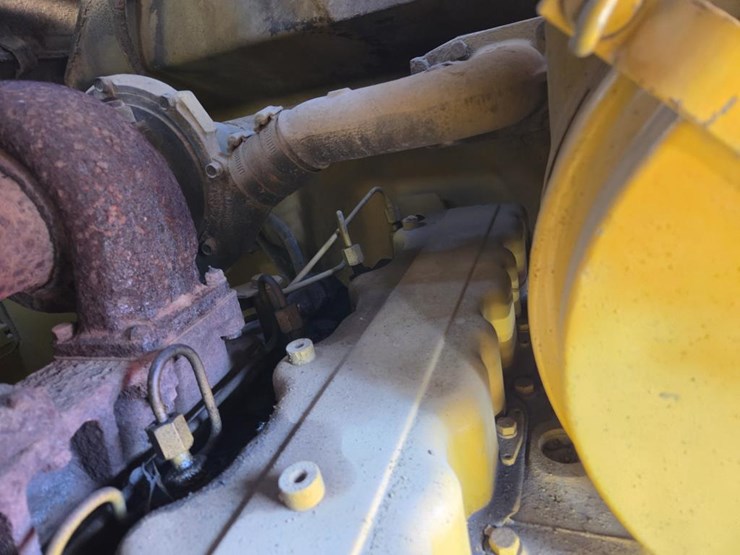 caterpillar-140-image-38