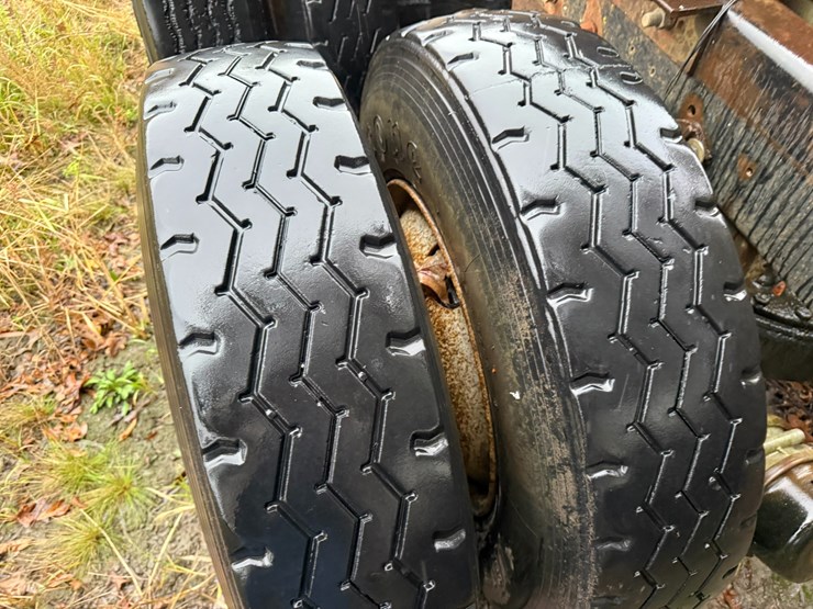 #22576-•-inop-1987-mack-r600k-t/a-single-cab-truck-tractor-vin:-1m3n231k8ht004087-image-13