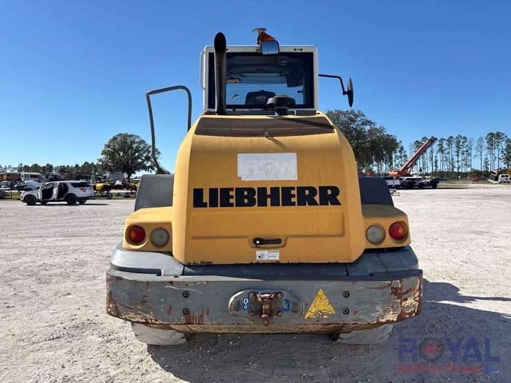 2015-liebherr-l542-image-31