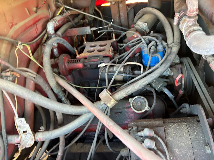 #22559-•-inop-1971-international-harvester-1800-s/a-daycab-fire-truck-vin:-416080g411147-image-46