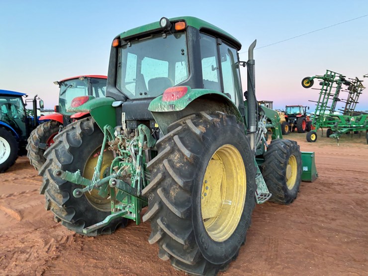 2013-john-deere-7130-image-3
