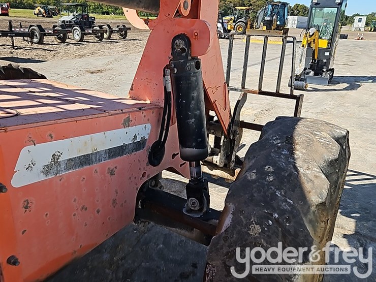 2006-sky-trak-6036-image-10