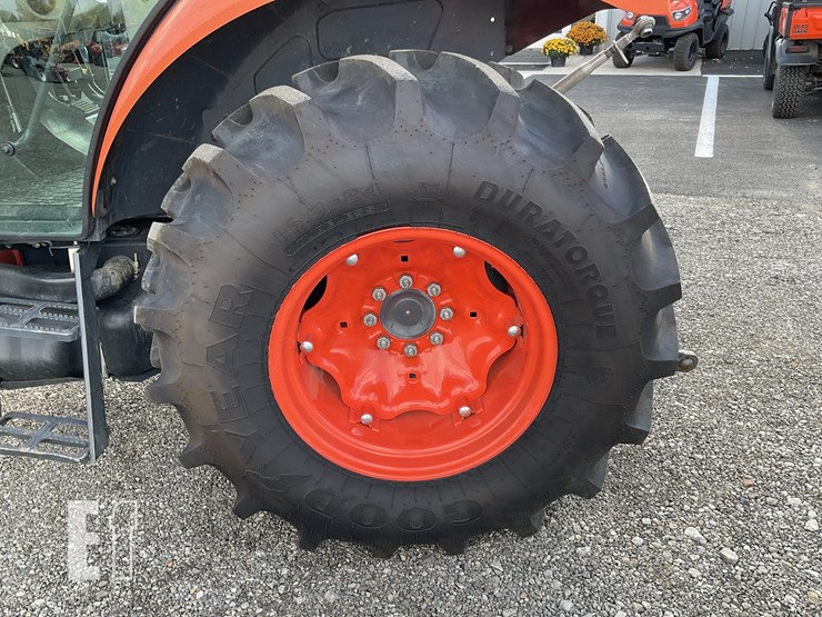 2016-kubota-m7060hdc-image-13