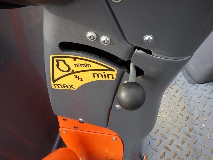 2018-hamm-hd12vv-image-26