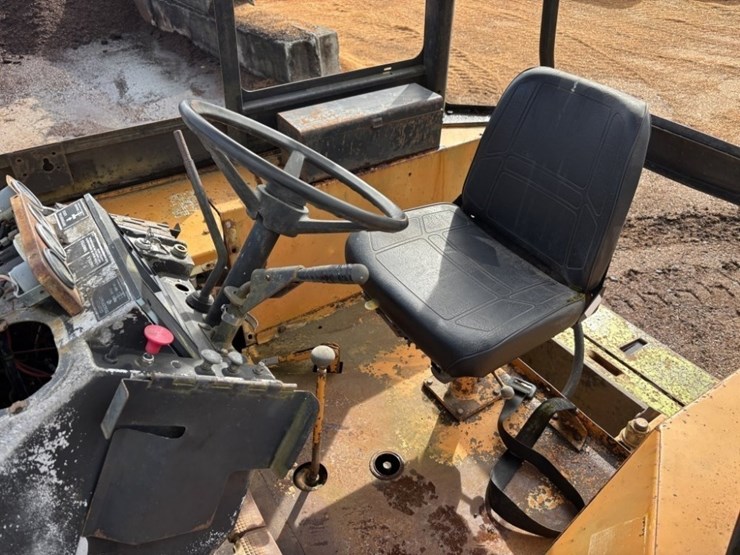 1980-case-580c-image-21