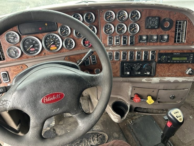 2007-peterbilt-387-image-20