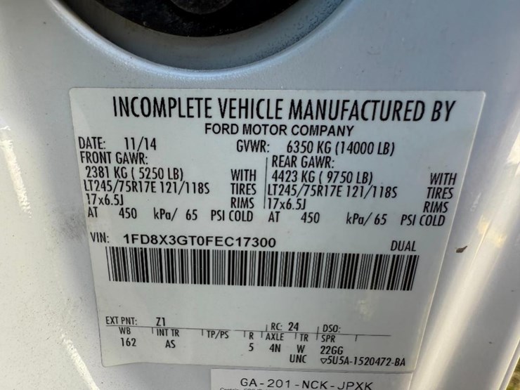 2015-ford-f350-xl-image-26