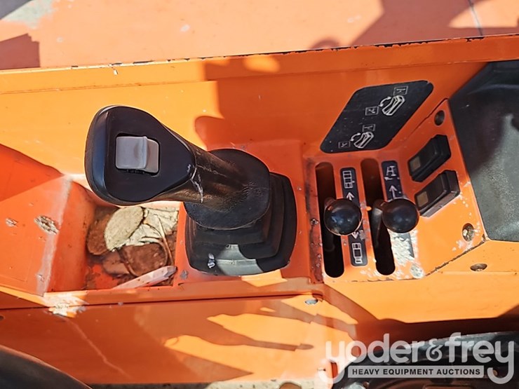 2018-sky-trak-10054-image-26