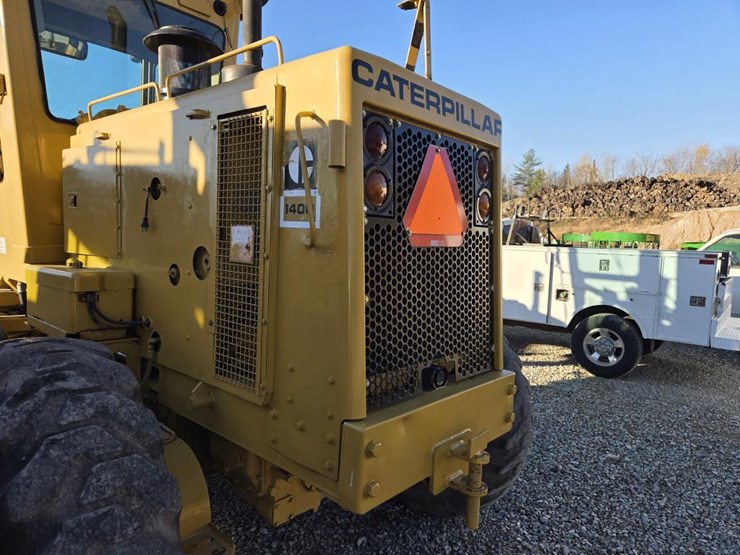 caterpillar-140-image-34