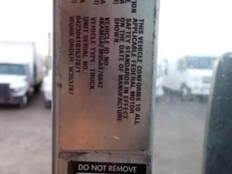 2005-international-1652-image-9