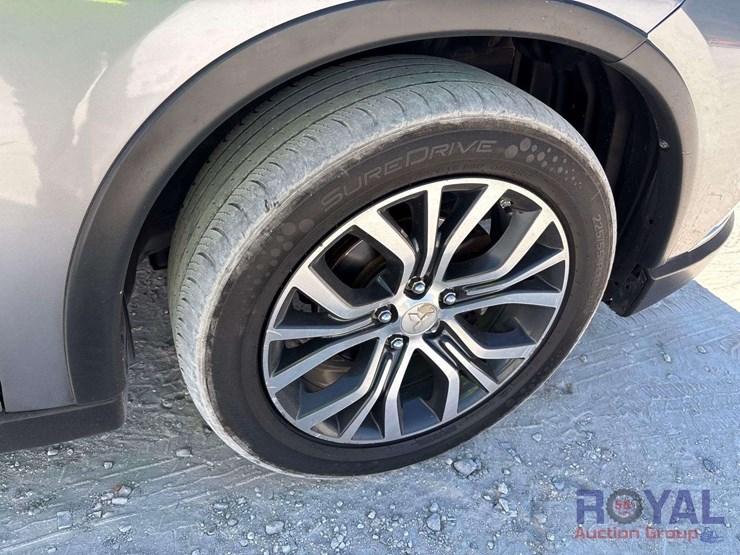 2016-mitsubishi-outlander-image-27