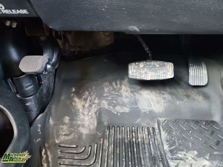 2019-ford-f350-image-18