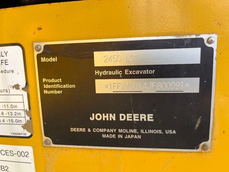 deere-245g-lc-image-13