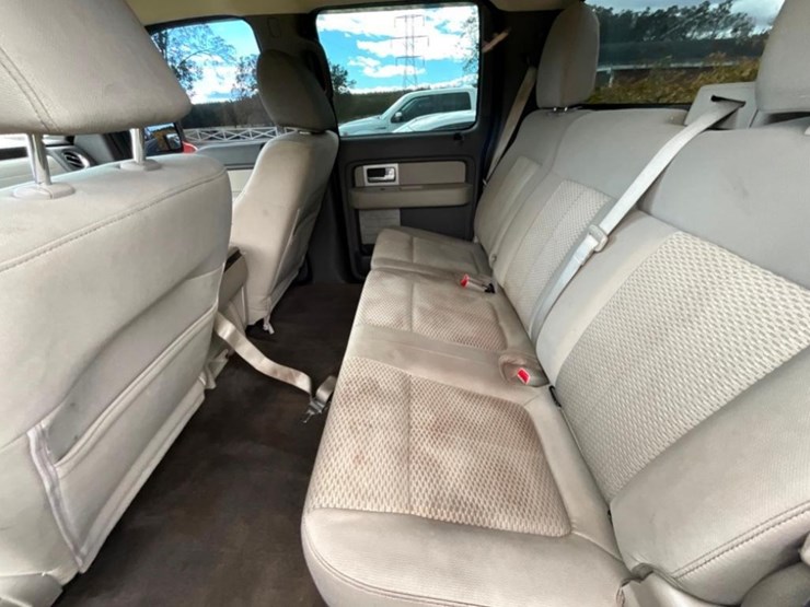 2010-ford-f150-xlt-image-26