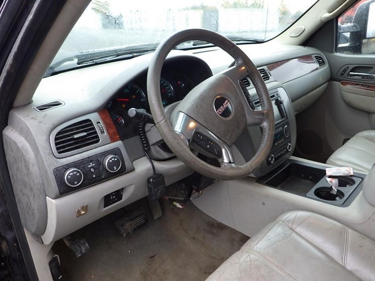 2011-gmc-2500hd-image-20