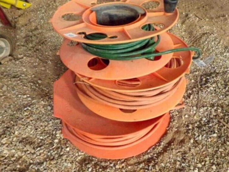 3---extension-cords,-reels-image-1