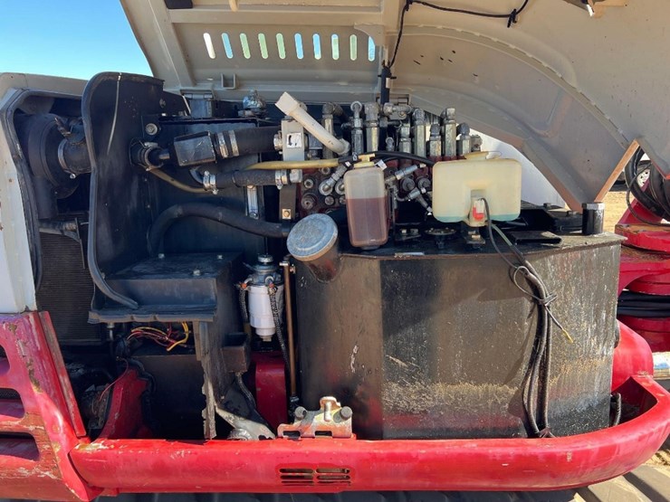 takeuchi-tb285-image-30