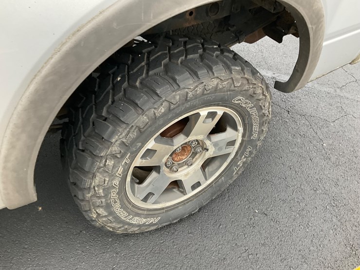 2004-ford-f150-image-12