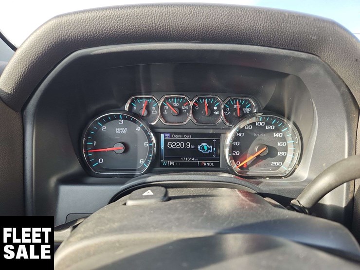 2017-chevrolet-silverado-1500-image-9