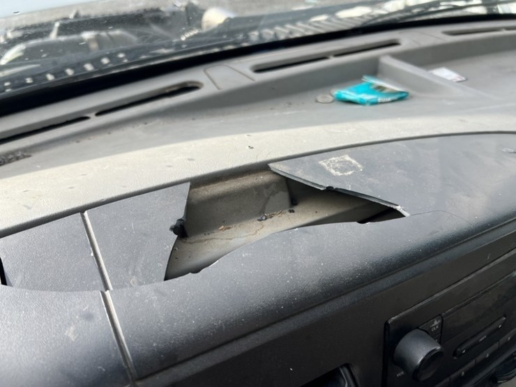 2006-ford-f450-image-32