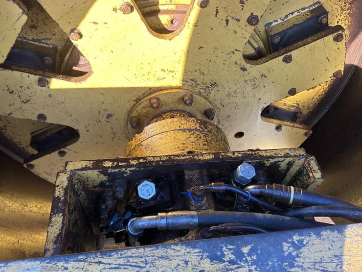 caterpillar-3116-image-12