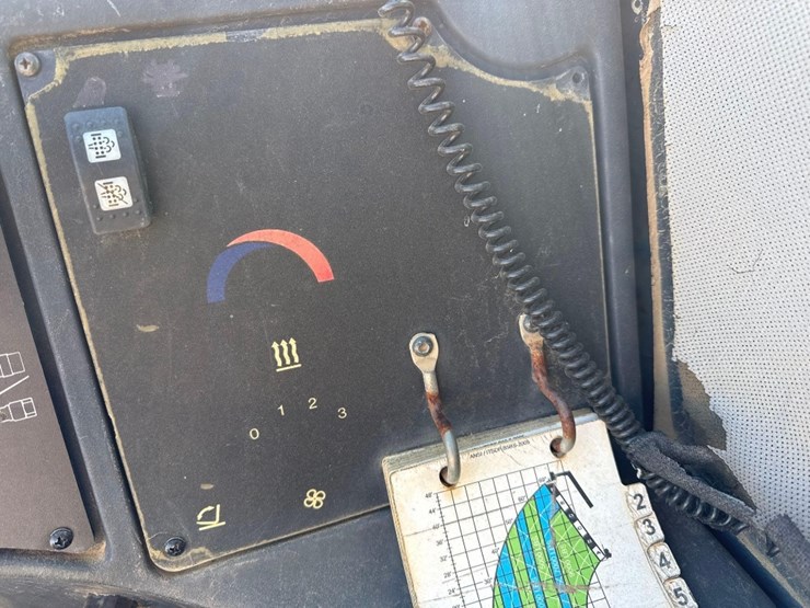 2015-caterpillar-tl943c-image-20