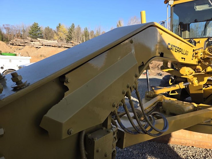 caterpillar-140-image-11