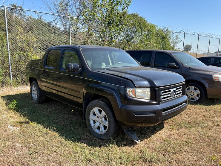 2006-honda-ridgeline-image-2