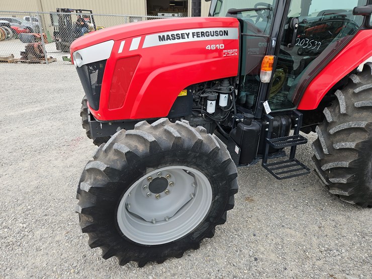 2014-massey-ferguson-4610-image-4
